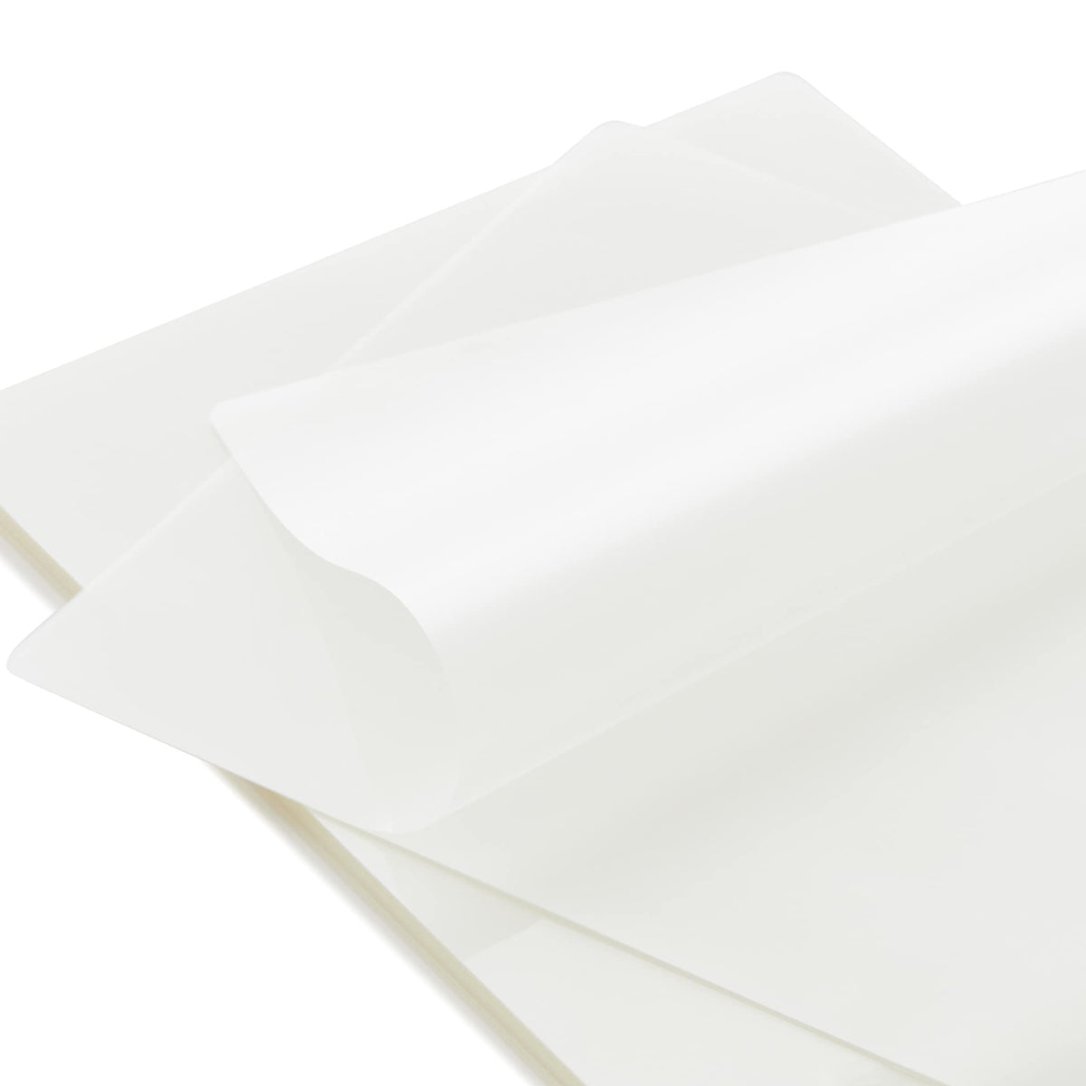 Amazon Basics - Hojas laminadoras de papel de plástico transparente para laminación térmica, 22.9 cm x 29.2 cm, paquete de 200, 72 micrón