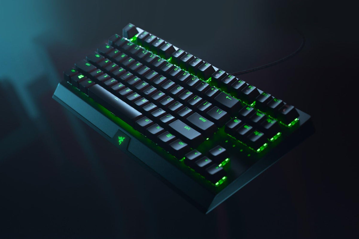 Teclado mecánico Razer BlackWidow V3 sin tenkeyless para juegos: interruptores mecánicos Razer - iluminación Chroma RGB - Factor de forma compacto, función macro programable - USB Passthrough (Renewed)
