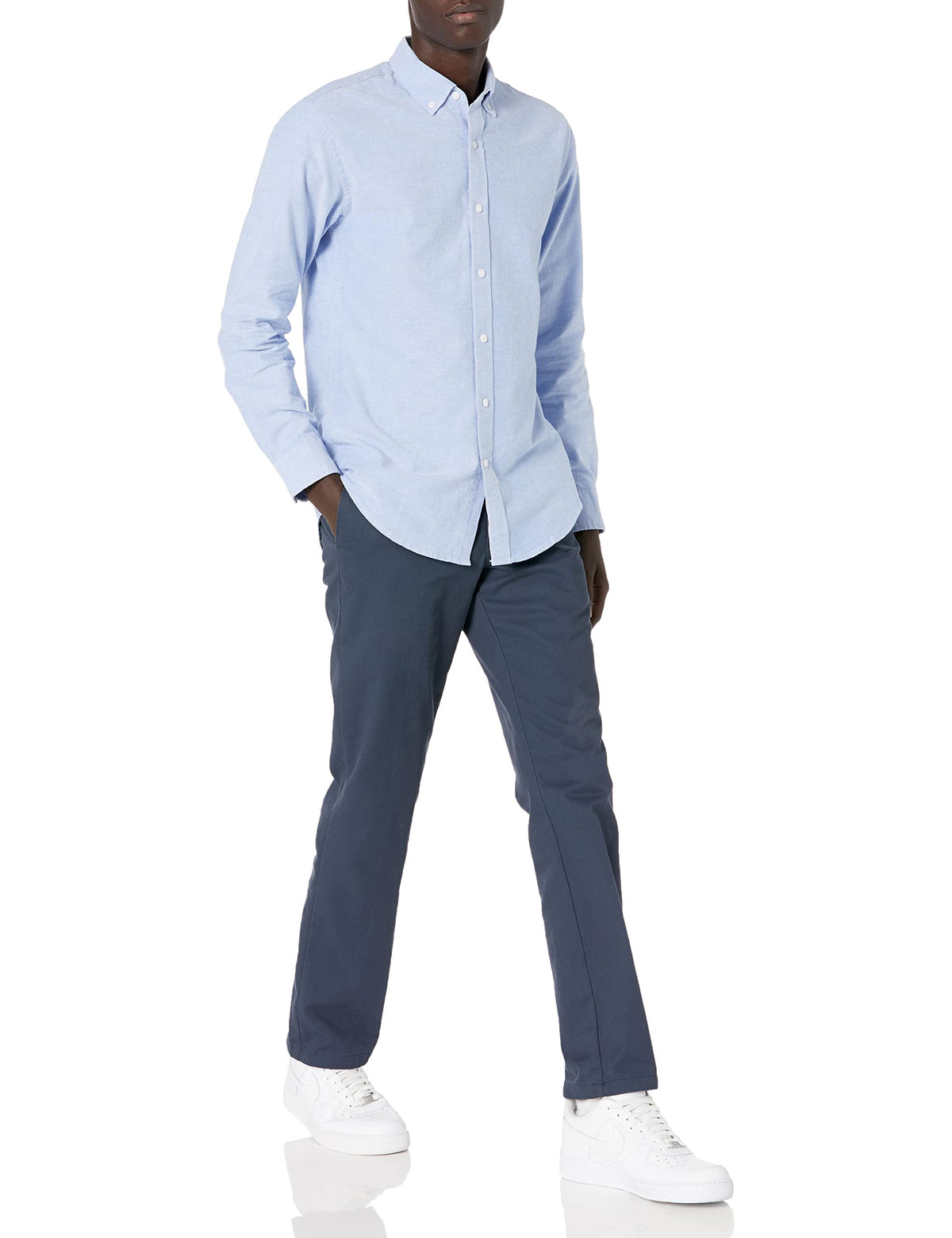 Amazon Essentials - Camisa Oxford de manga larga para hombre, ajuste regular, azul, talla M