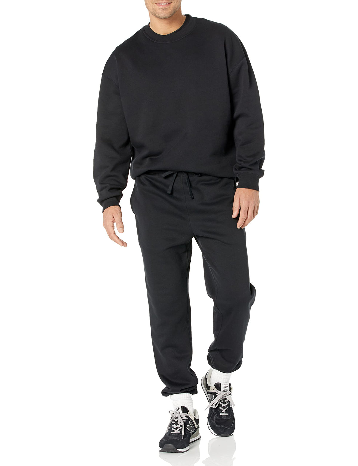Amazon Essentials Men's Relaxed-Fit Closed-Bottom Sweatpants (Available in Big & Tall), Black, Medium