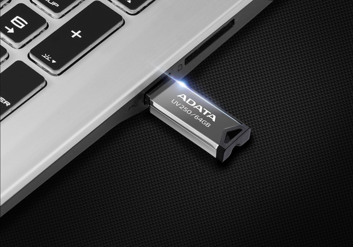 ADATA 64 GB Memoria Flash USB 2.0 Color Plata con Negro (Modelo UV250)