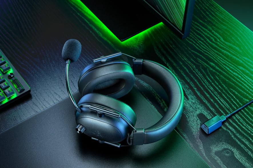 Razer Audifonos Inalambricos BlackShark V2 HyperSpeed Diadema Para Juegos PC, Ligeros 280g, Audio Espacial THX, Bluetooth/USB, Carga Tipo C, Controladores 50mm (Reacondicionado)