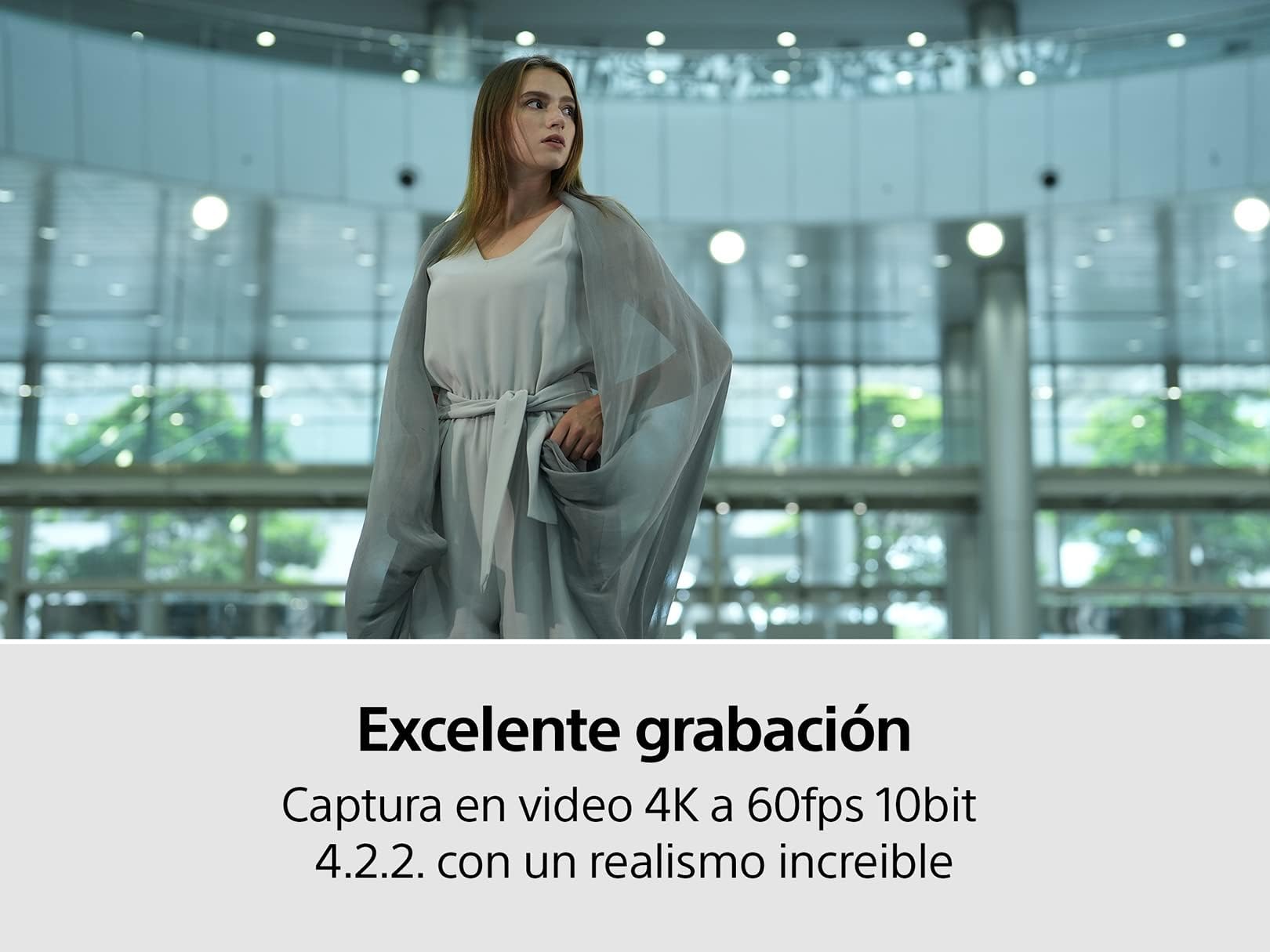 Sony Alpha Cámara Híbrida Full Frame Mirrorless 4K 60P ILCE-7M4 (Versión Oficial con Garantía Local)