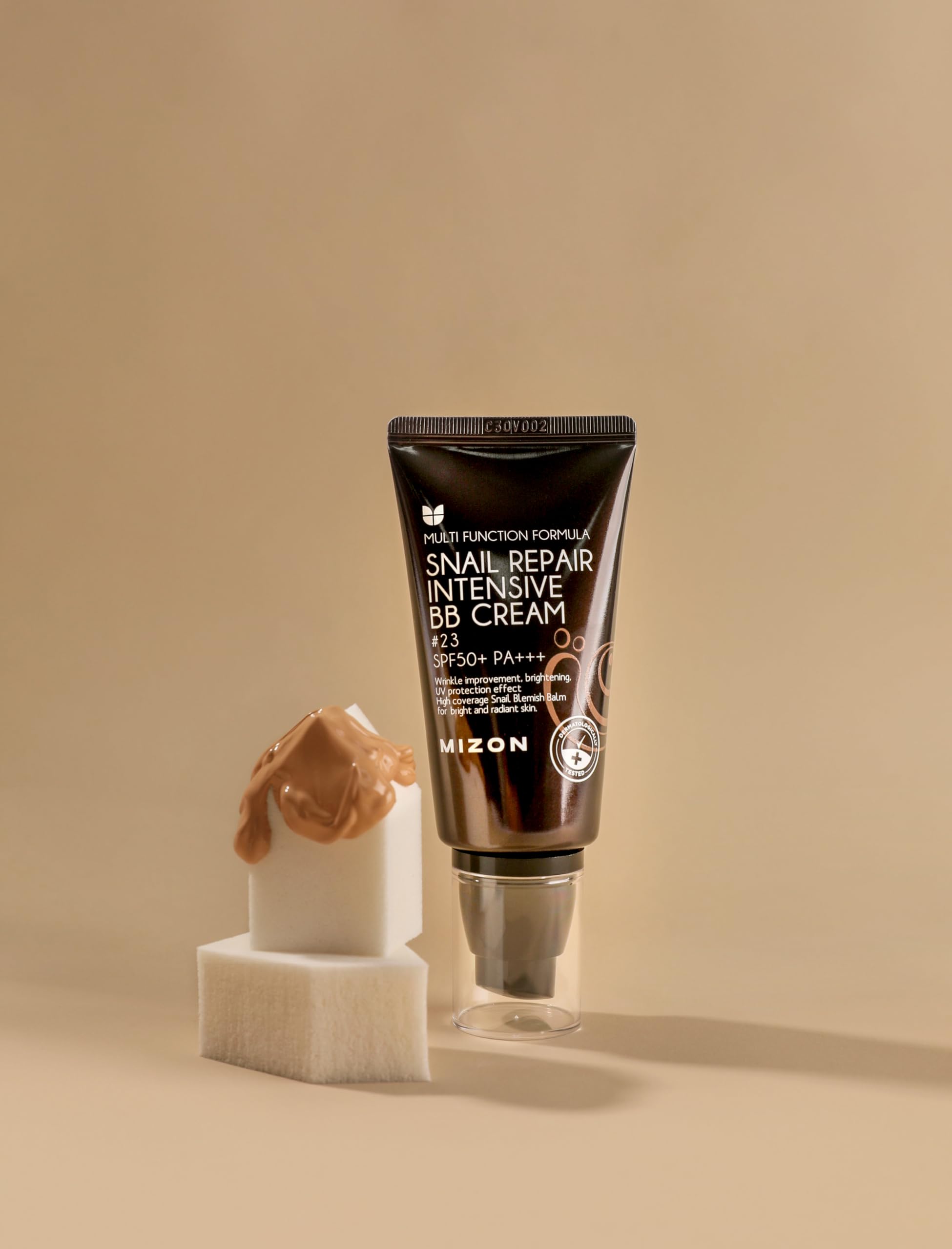 Mizon Snail Repair Intensive BB Cream SPF50+ PA++ - Tono #23, multifuncional, cobertura y protección para todo tipo de piel (50 ml).
