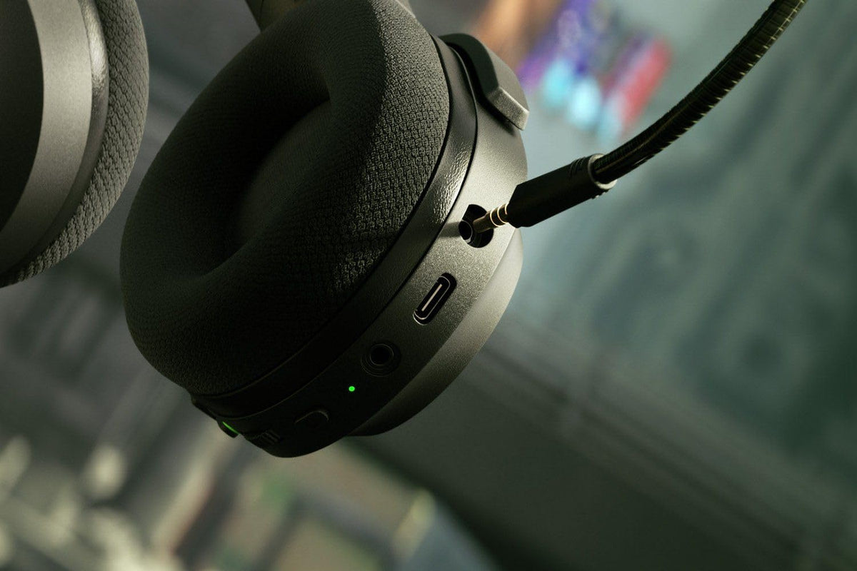 Razer Audifonos Inalambricos gamer Barracuda X -diadema Ligero 250g para Juegos y Móviles- PC, Playstation, Switch, Android, iOS - 2.4GHz Wireless + Bluetooth, 40mm Drivers Negro (Reacondicionado)