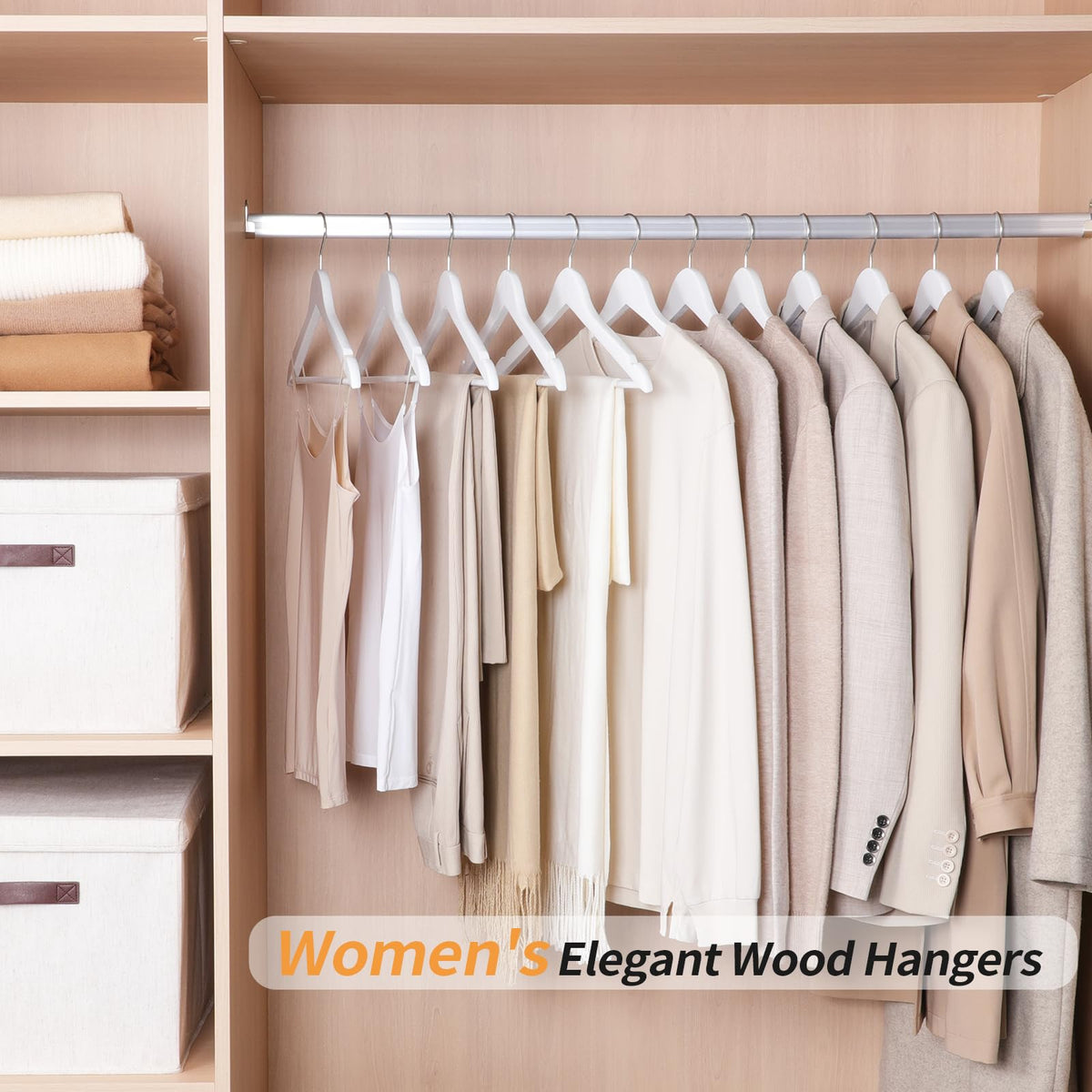 Amazon Basics Ganchos de madera duraderas para ropa, paquete de 20, color blanco