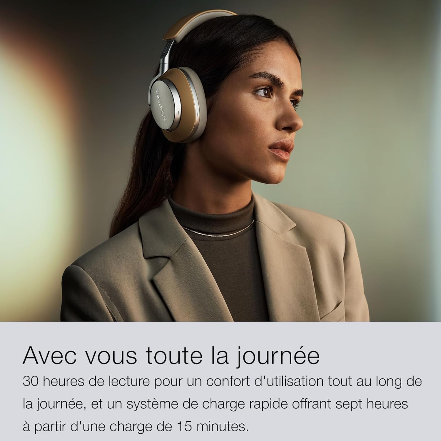 Bowers & Wilkins Px8 Audífonos inalámbricos circumaurales, cancelación Activa Avanzada de Ruido, Materiales de Lujo, duración de batería de 30 Horas, Carga rápida de 15 Minutos, Color Vino Tinto