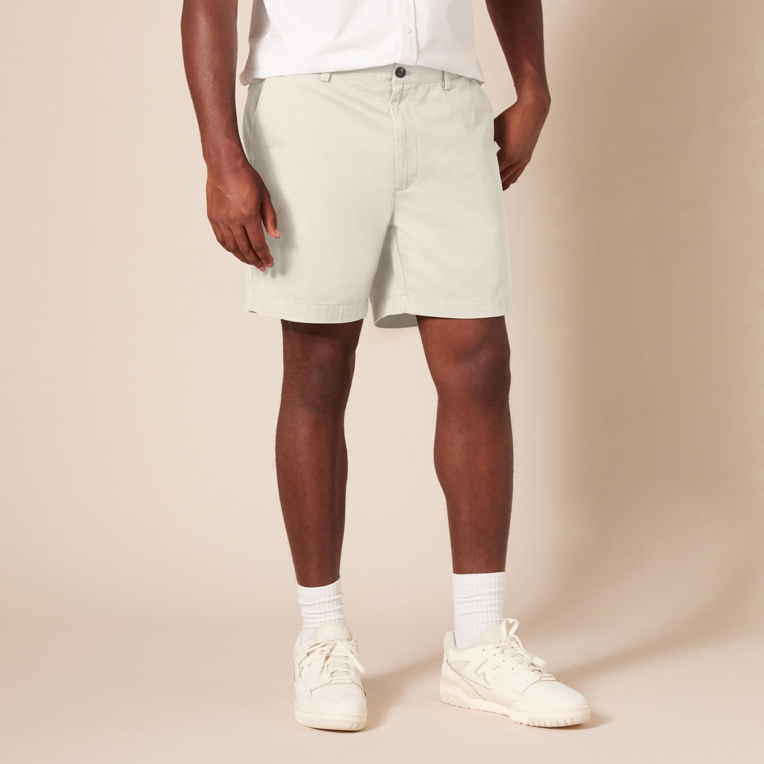 Amazon Essentials - Pantalón corto de corte clásico para hombre, 7 pulgadas, piedra, 34
