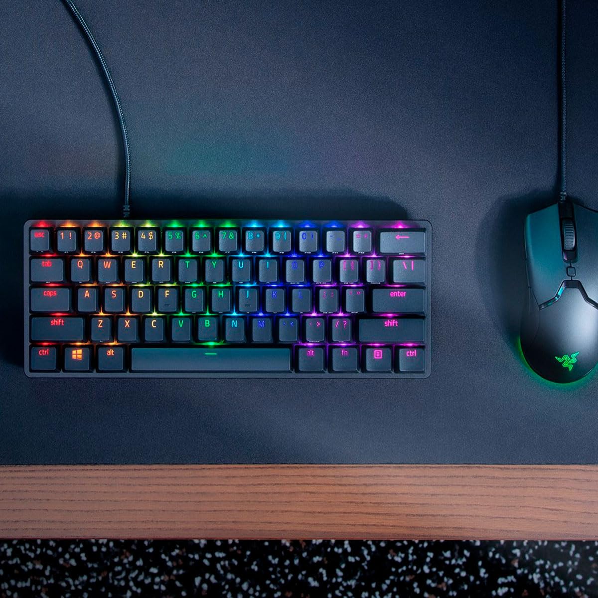 Razer Huntsman Mini 60% Edición Especial Teclado Mecanico - 61 Teclas, Alámbrico, QWERTY, Aluminio ,Cable Tipo C Desmontable, Chroma RGB para Pc Gamer, Teclado Gamer ( Reacondicionado)