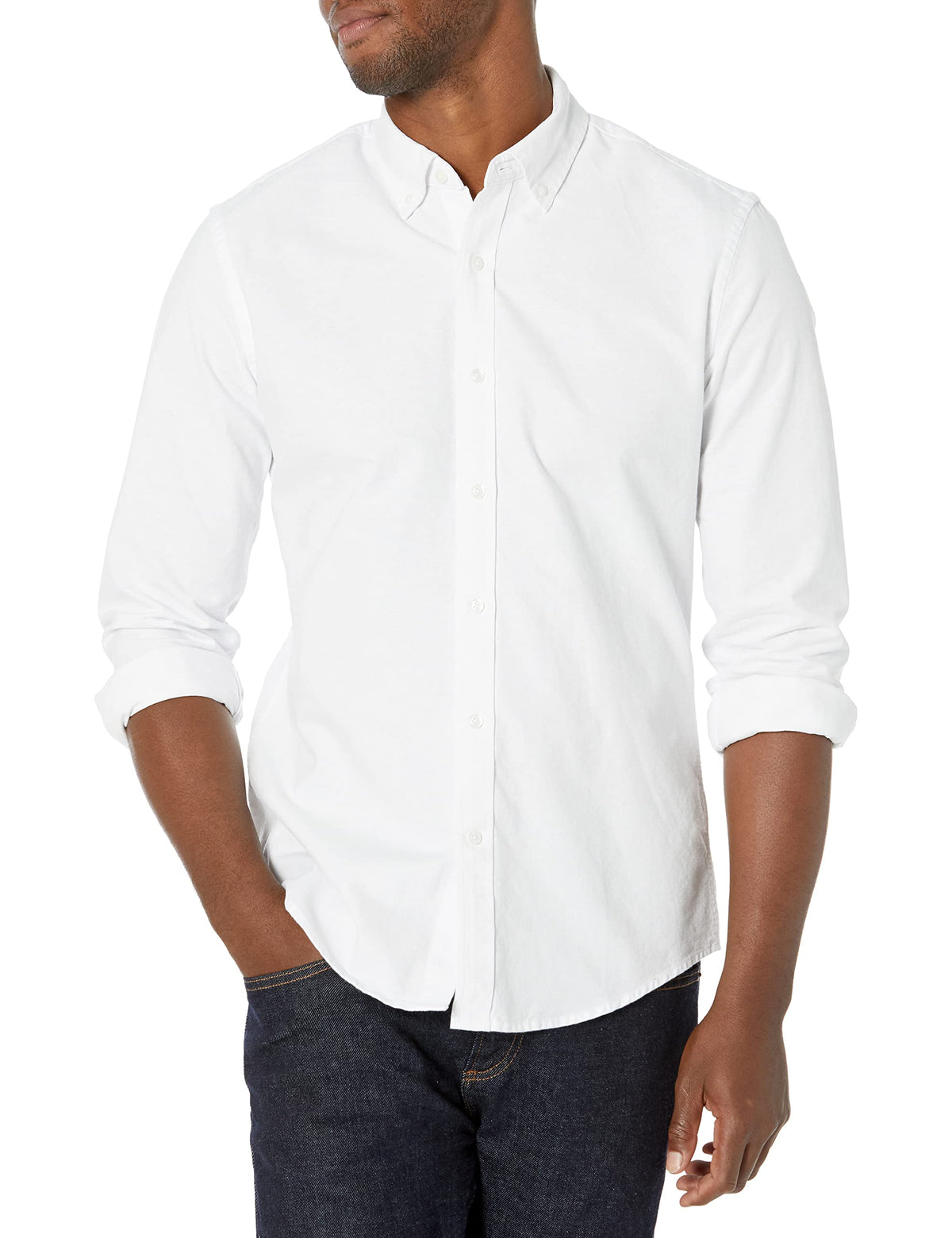 Amazon Essentials - Camisa Oxford de manga larga ajustada para hombre, color blanco, talla M