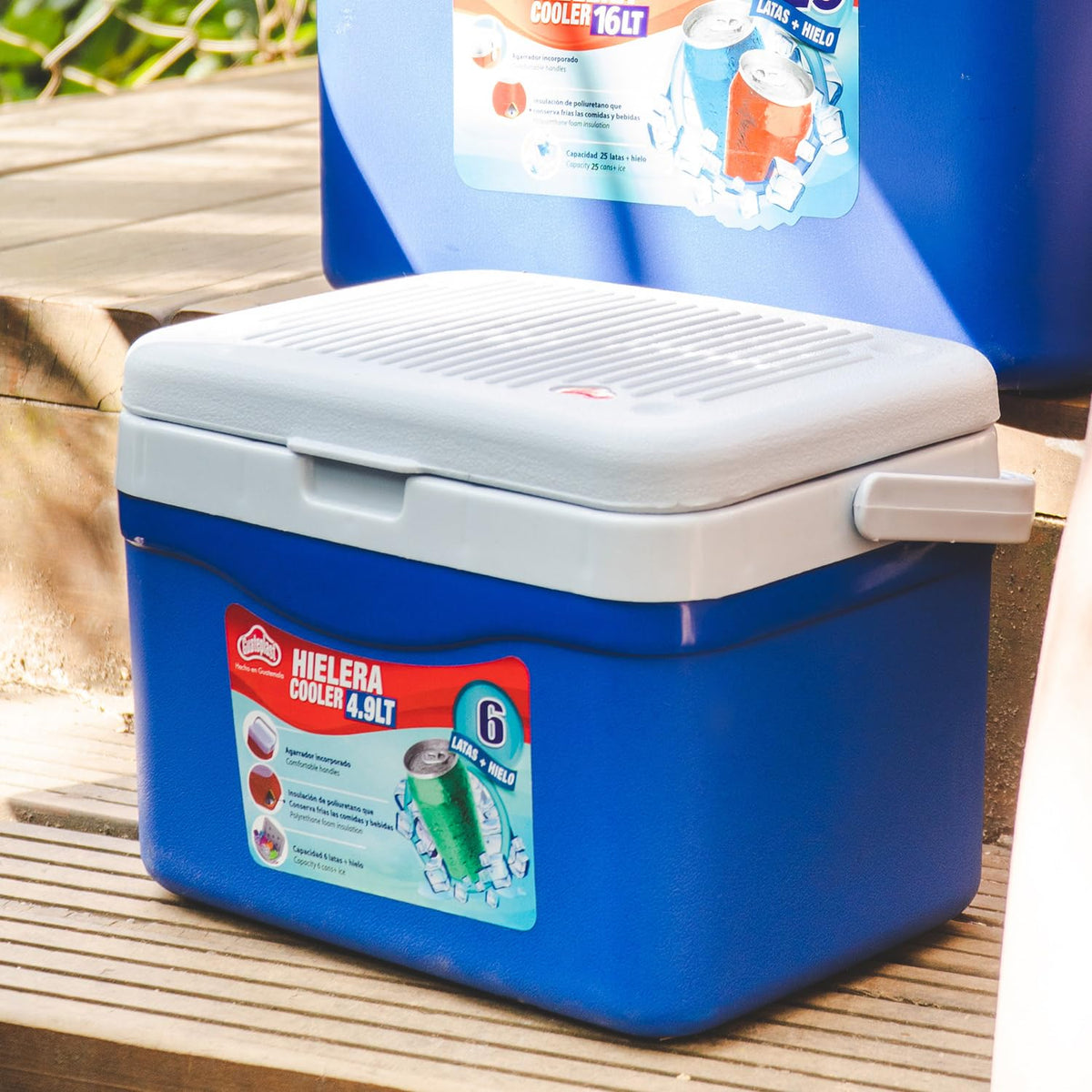 Guateplast - Hielera portátil de 5 litros (5.2 QT) | Capacidad para 6 latas | Cooler | Enfriador Resistente y liviano | Hielo | Color Azul