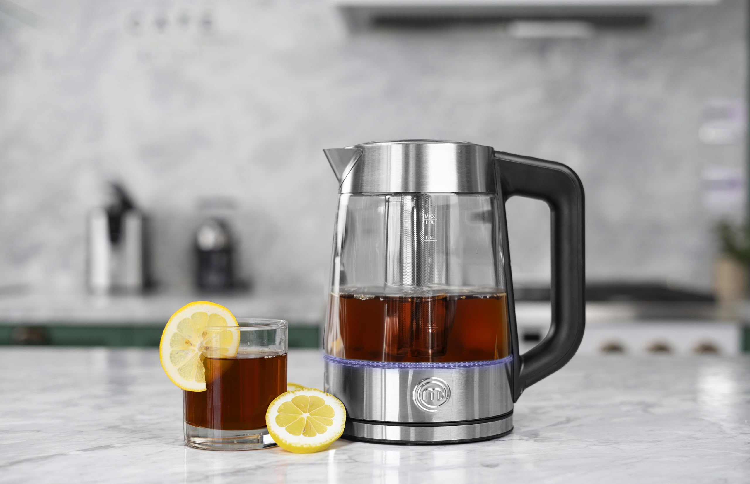 Hukën x MasterChef | Tetera Eléctrica Heat-Select | Temperatura Ajustable | Infusor Removible | Hervidor de Agua | Acero | Heat-Select | Panel Digital | Base Giratoria | 1.7 litros