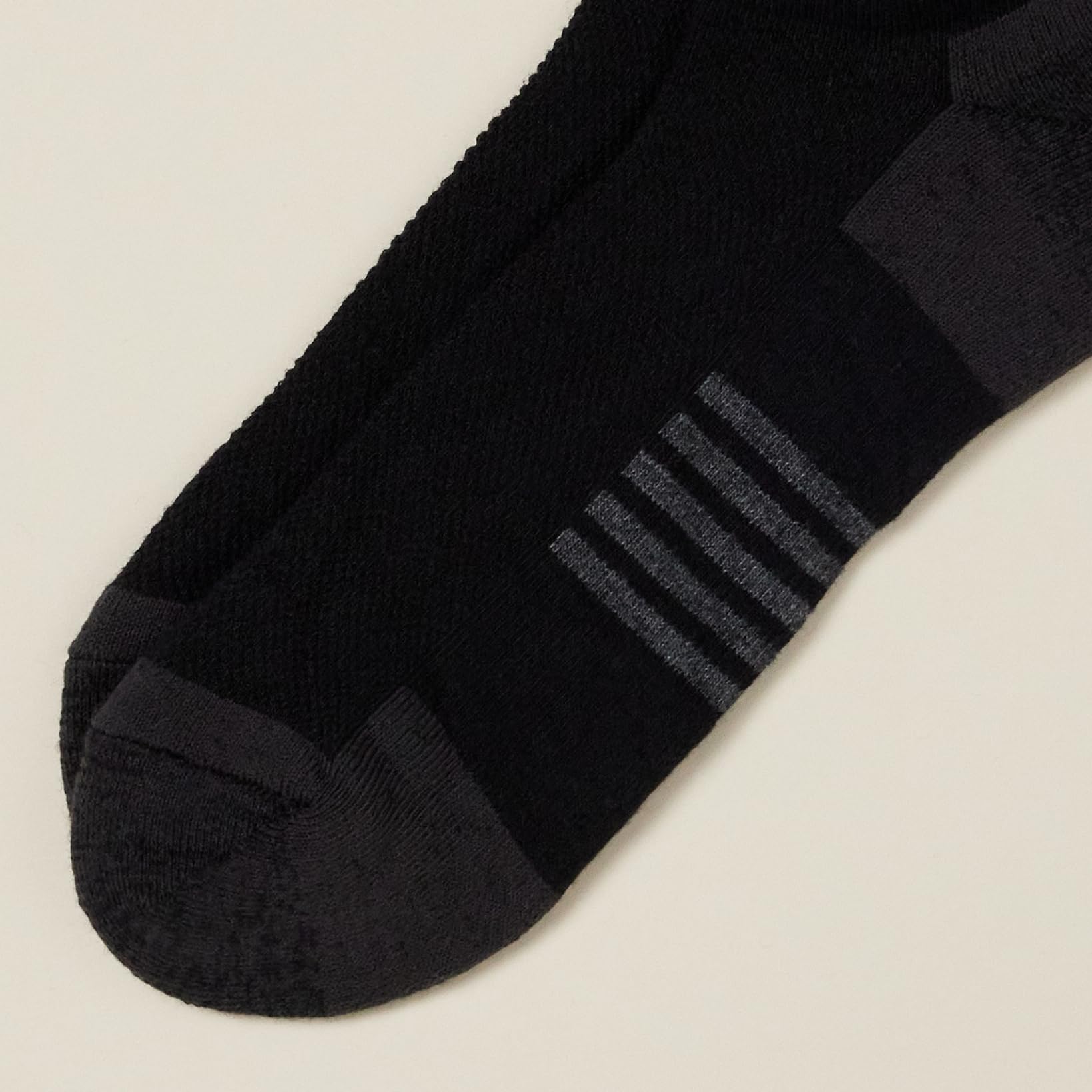 Amazon Essentials Calcetines atléticos de algodón acolchado para hombre, paquete de 6, Negro, Shoe: 6-12