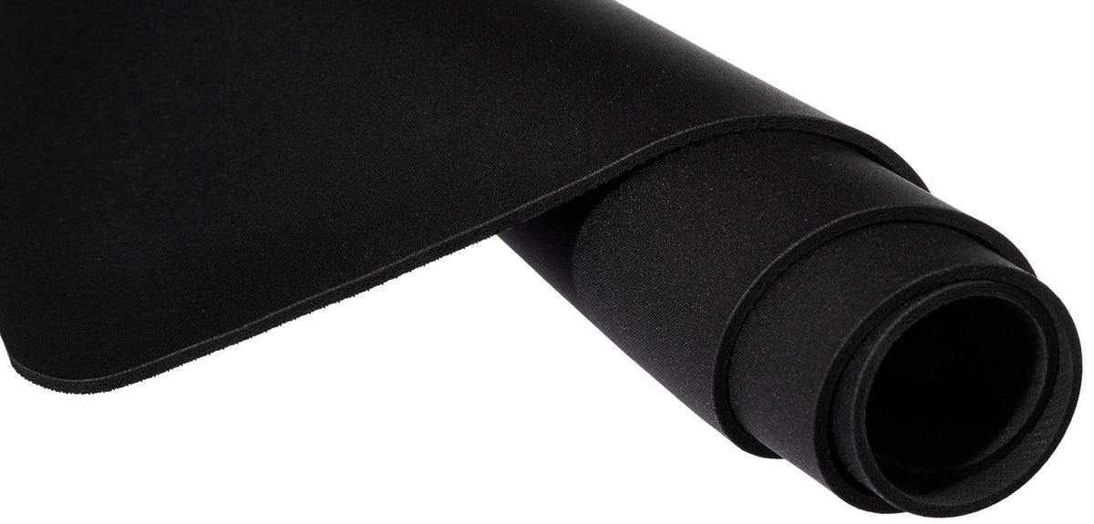 Amazon Basics - Alfombrilla para mouse grande para computadora de juegos, color negro