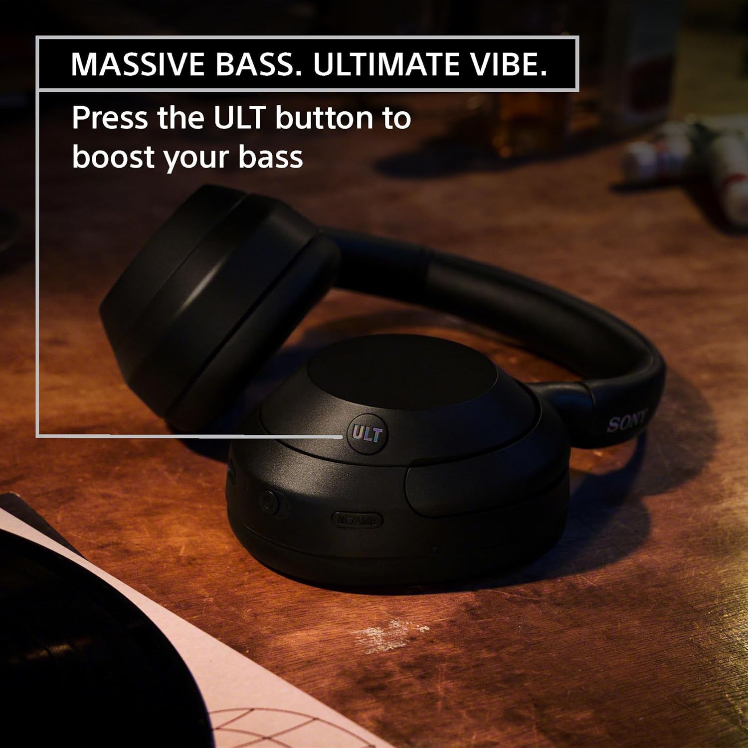 Sony ULT Wear Auriculares Bluetooth supraaurales con cancelación de Ruido, 30 Horas de batería, Bajos potentes, Control por Voz Alexa, Blanco ULT900N