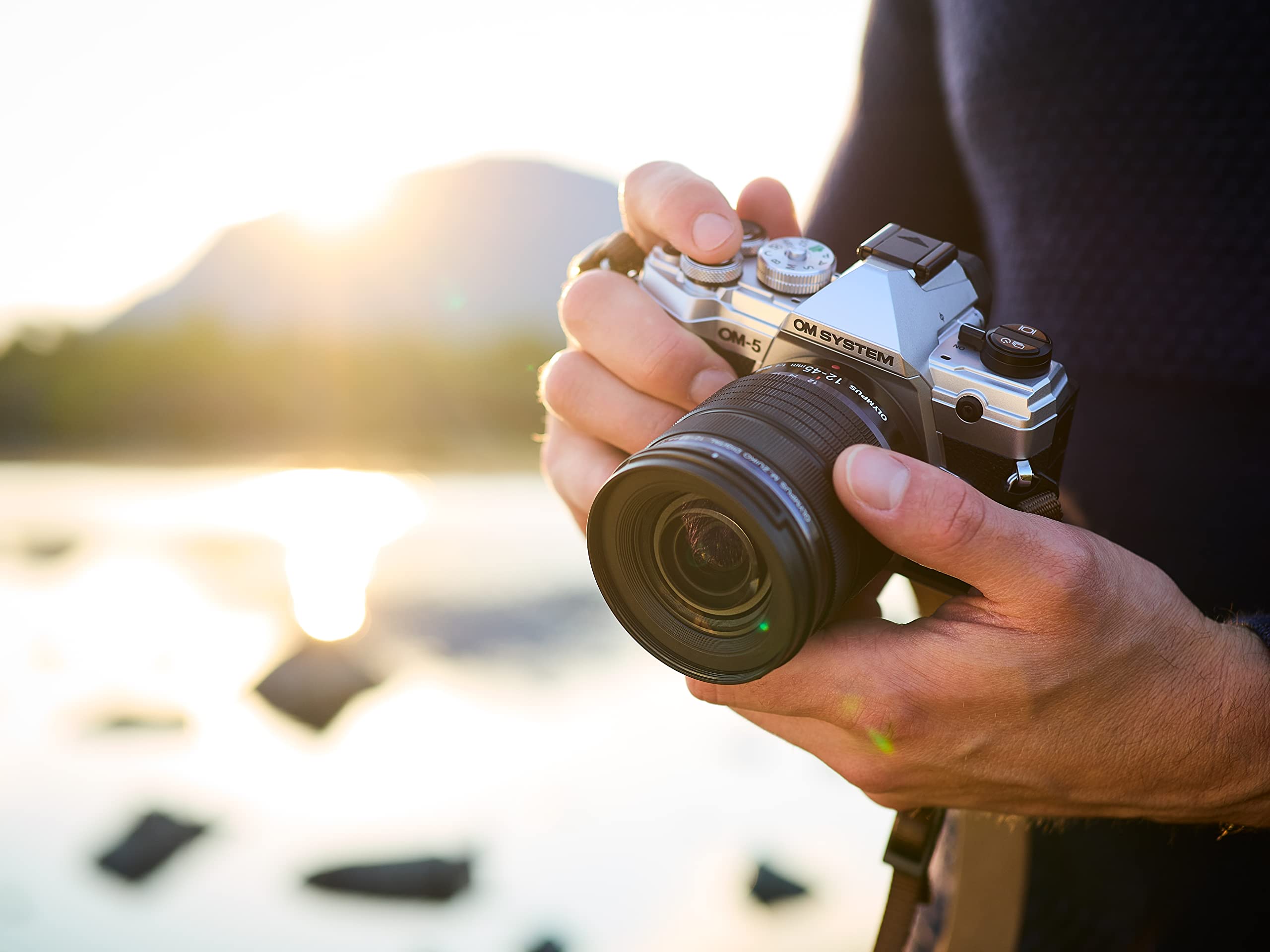 OM SYSTEM OLYMPUS OM-5 Black Micro Four Thirds System Camera M.Zuiko Digital ED 12-45mm F4.0 PRO kit Outdoor Camera Weather Sealed Design 5-Axis Image Stabilization 50MP Handheld High Res Shot