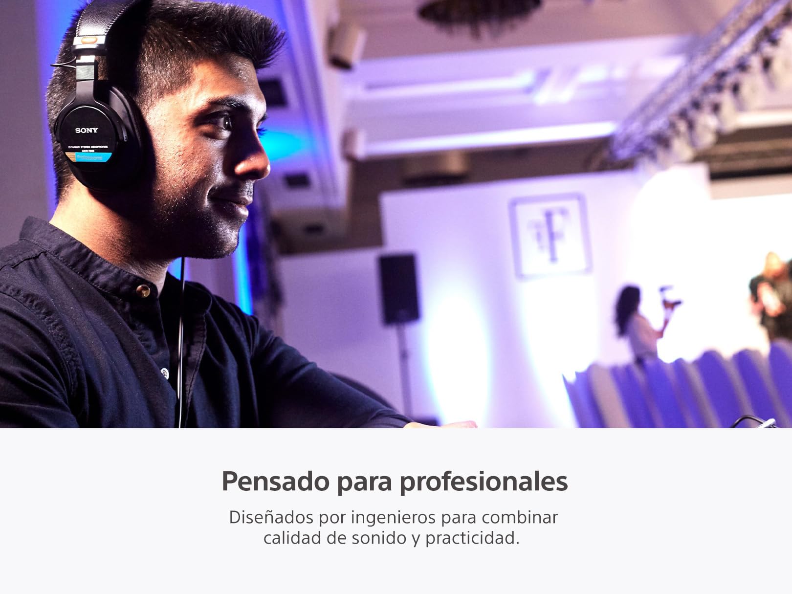 Sony Audífonos profesionales de diafragma grande ideal para grabar en estudios MDR7506