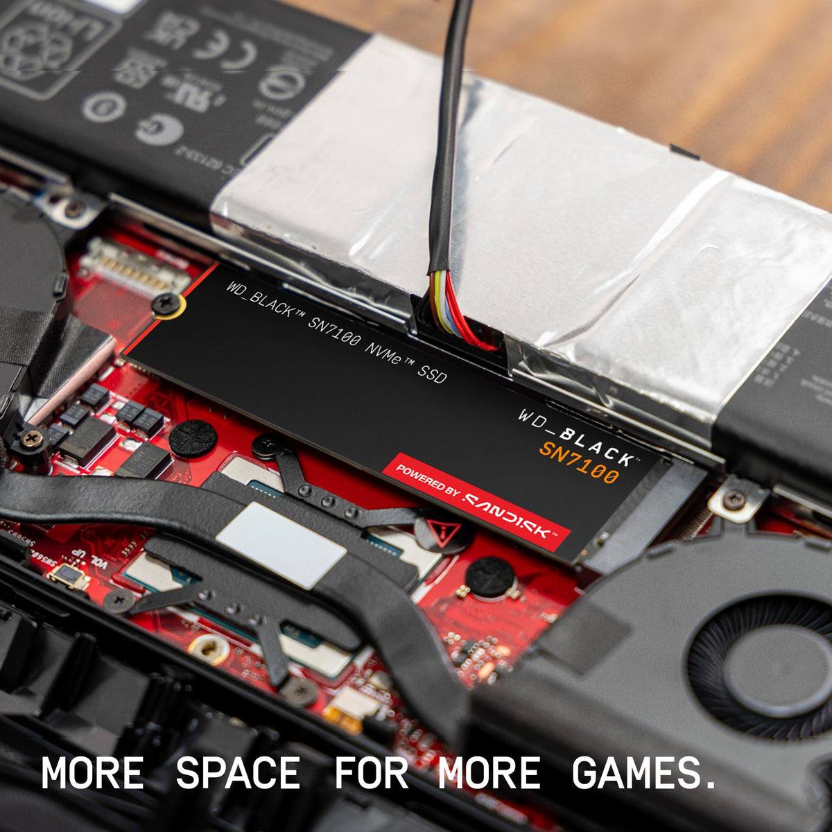 WD_Black SN7100 2TB NVMe SSD, M.2 2280, Velocidades hasta 7250 MB/s, Next Gen TLC 3D NAND, WD_Black Dashboard, hasta 1,200TBW, para Ordenadores y Consolas portátiles. WDS200T4X0E