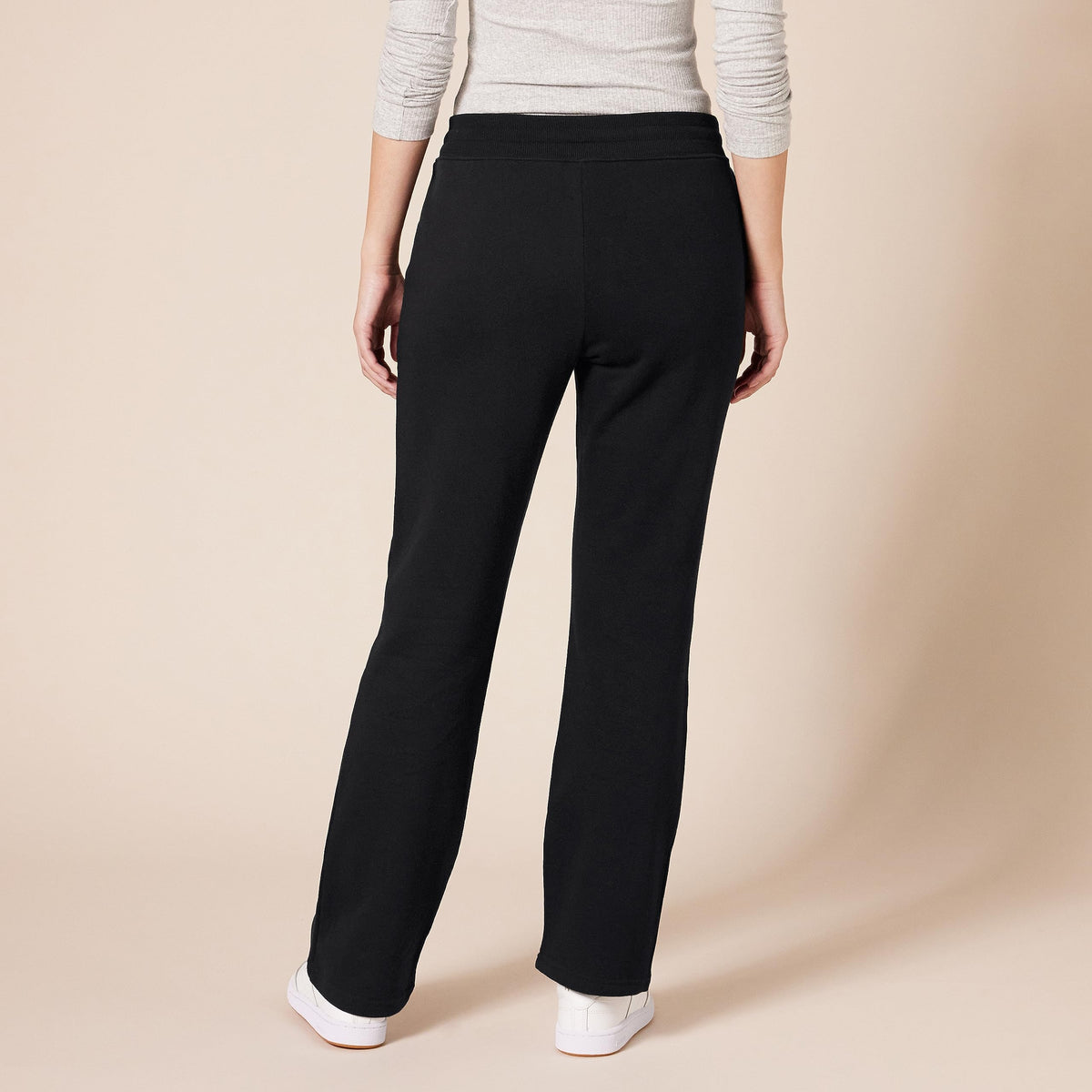Amazon Essentials - Pantalón deportivo de forro polar de rizo francés para mujer (disponible en tallas grandes), negro, talla XG