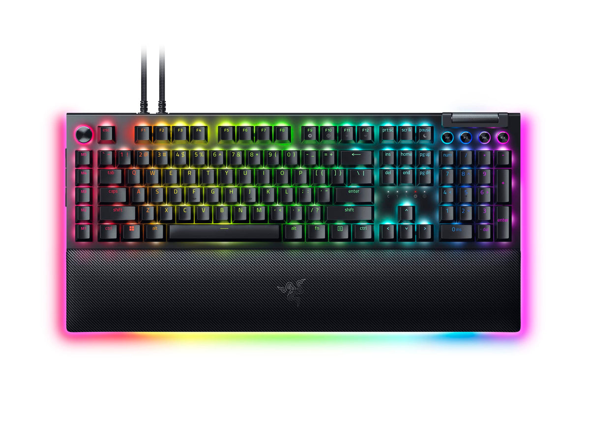 Razer BlackWidow V4 Pro Teclado para juegos con cable: interruptores amarillos, lineales y silenciosos, Chroma RGB - Negro (reacondicionado)