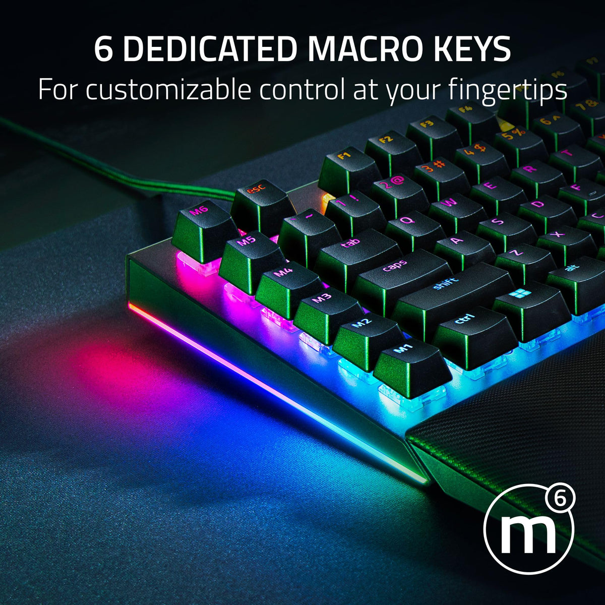 Teclado mecánico Razer BlackWidow V4 para juegos: interruptores verdes táctiles y clic, Chroma RGB, 6 teclas macro dedicadas, reposamuñecas magnéticas, rodillo multifunción y teclas multimedia