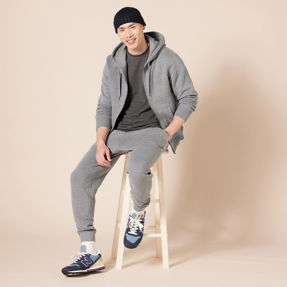 Amazon Essentials - Sudadera de forro polar con capucha y cremallera completa para hombre (disponible en tallas grandes y altas), color gris claro jaspeado, talla G