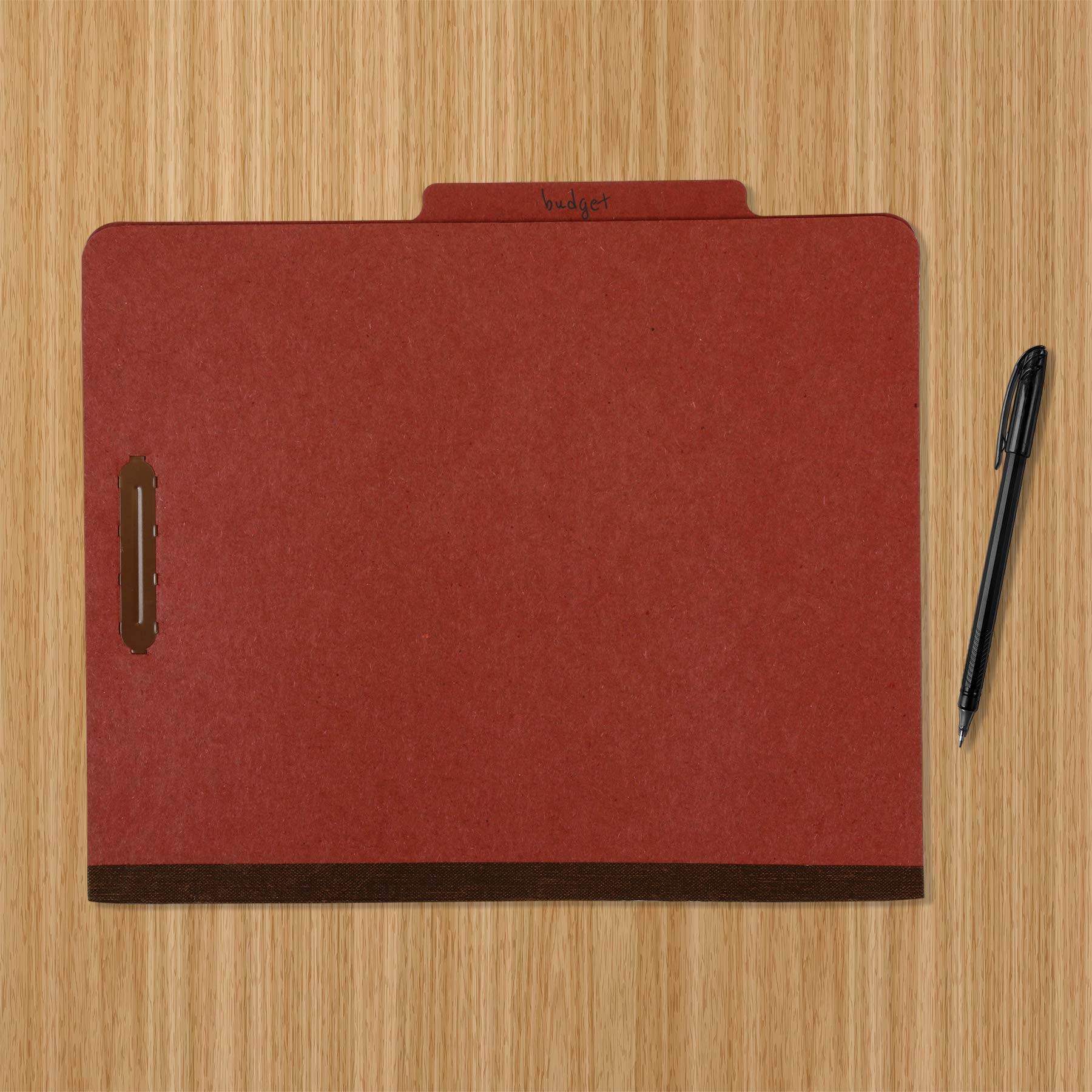 Amazon Basics Carpeta Clasificadora con Sujetadores, 100 % Reciclada, 1 Separador, Lomo Integrado de 5 cm, Tamaño Carta, Rojo, Paquete de 10