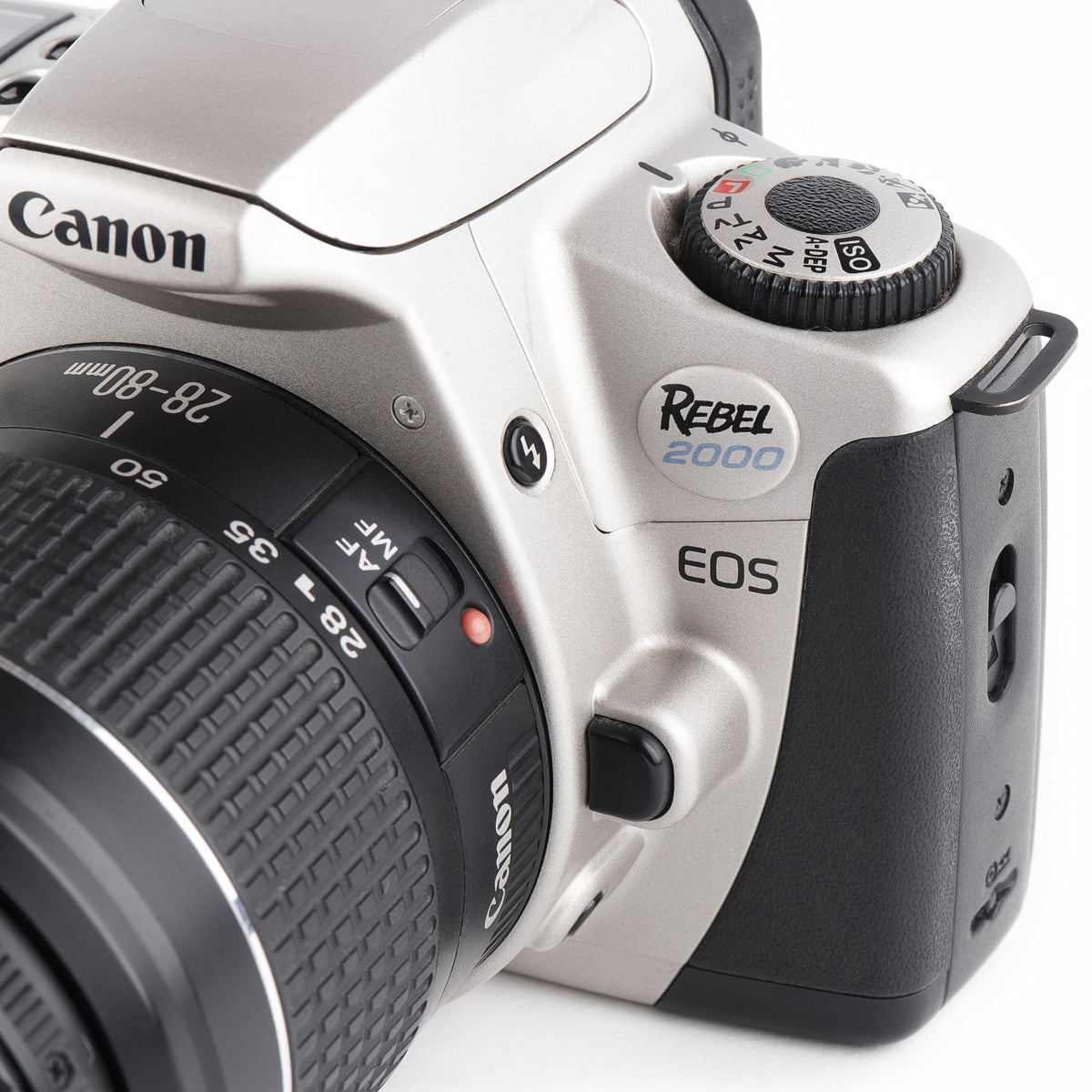 Canon Rebel 2000 Cámara SLR de película con lente Canon 28-80mm EF de enfoque automático (Renovada)