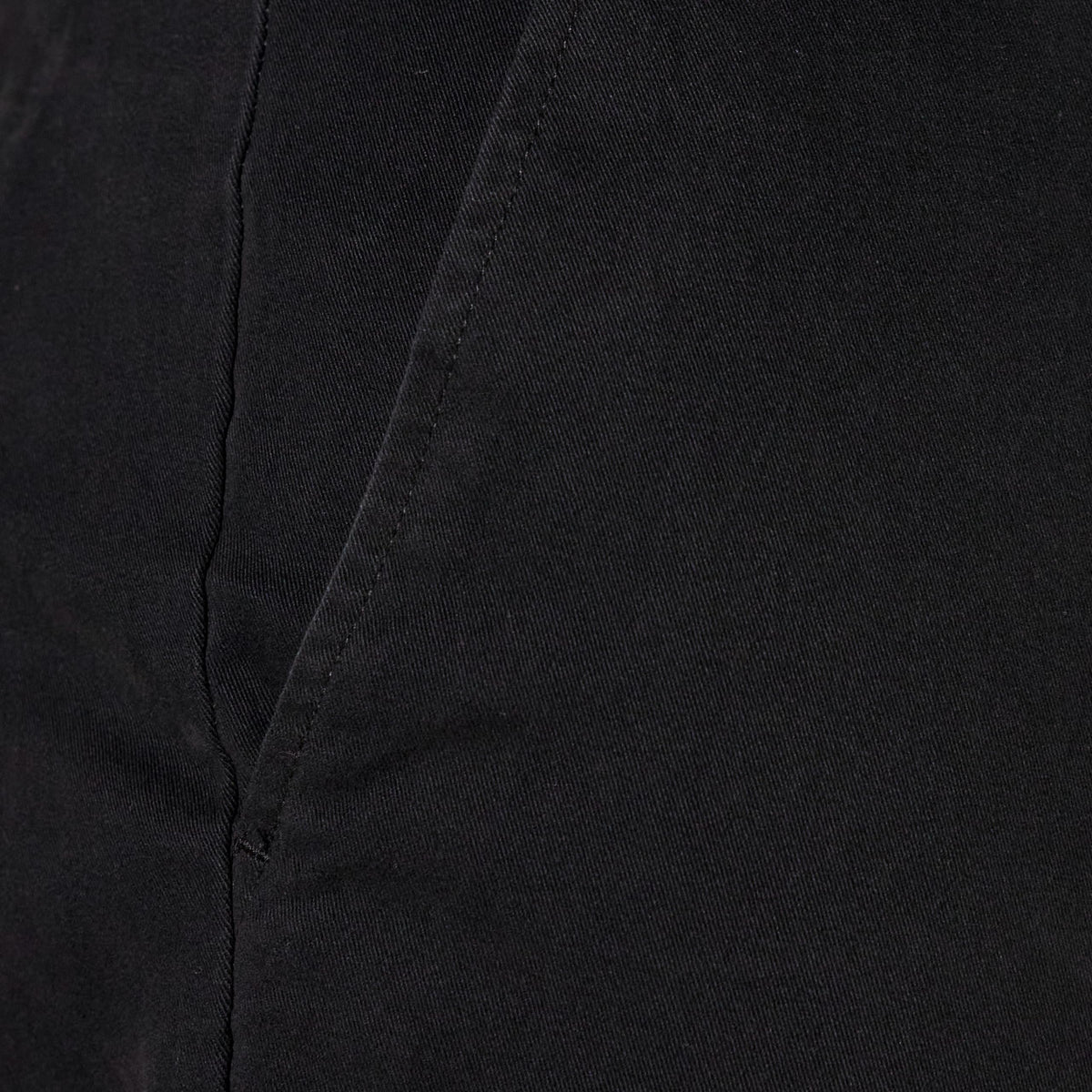 Amazon Essentials - Pantalón caqui elástico casual ajustado para hombre, color negro, 32 de ancho x 30 de largo