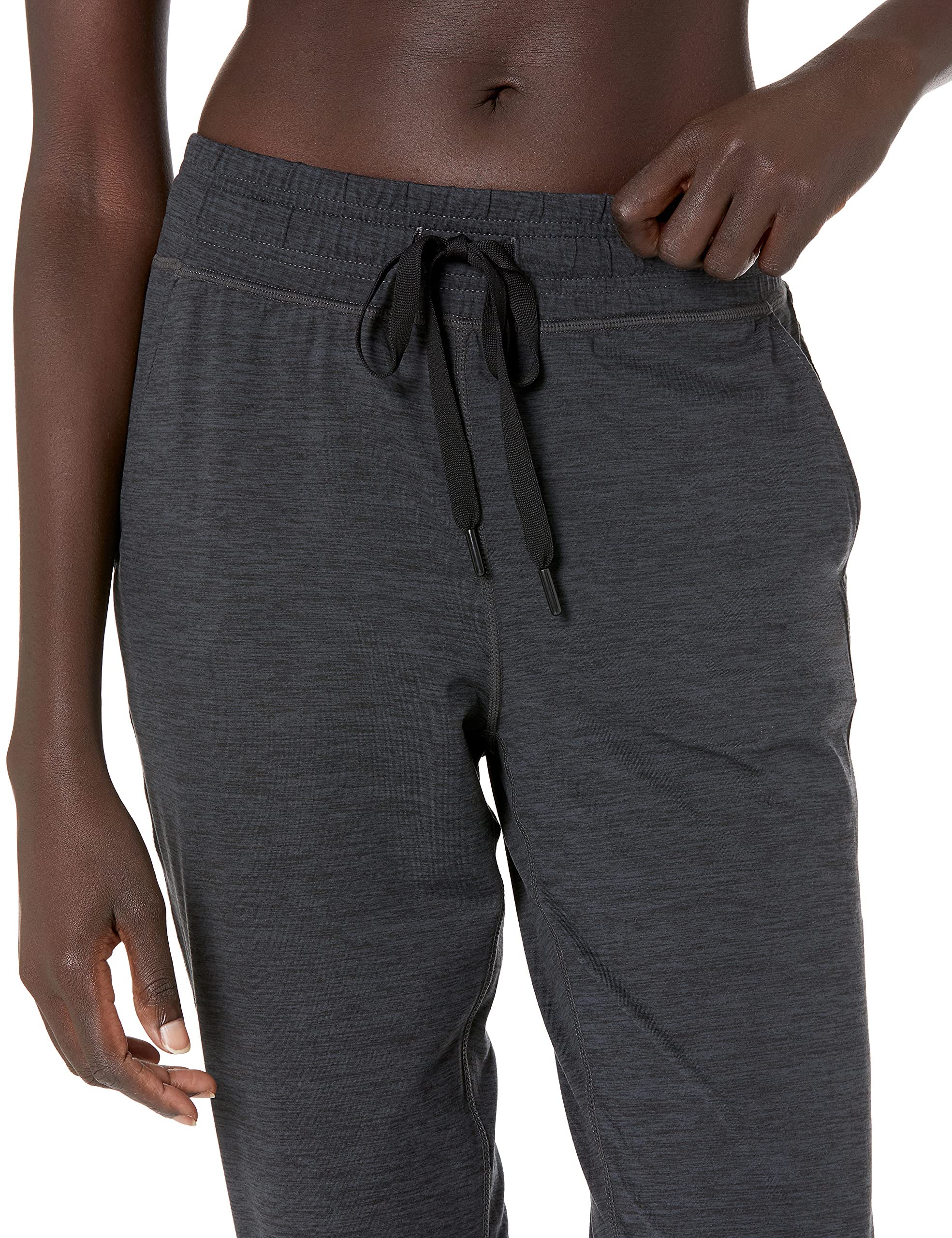 Amazon Essentials - Pantalón deportivo elástico cepillado para mujer (disponible en tallas grandes), negro, tinte espacial, talla XG