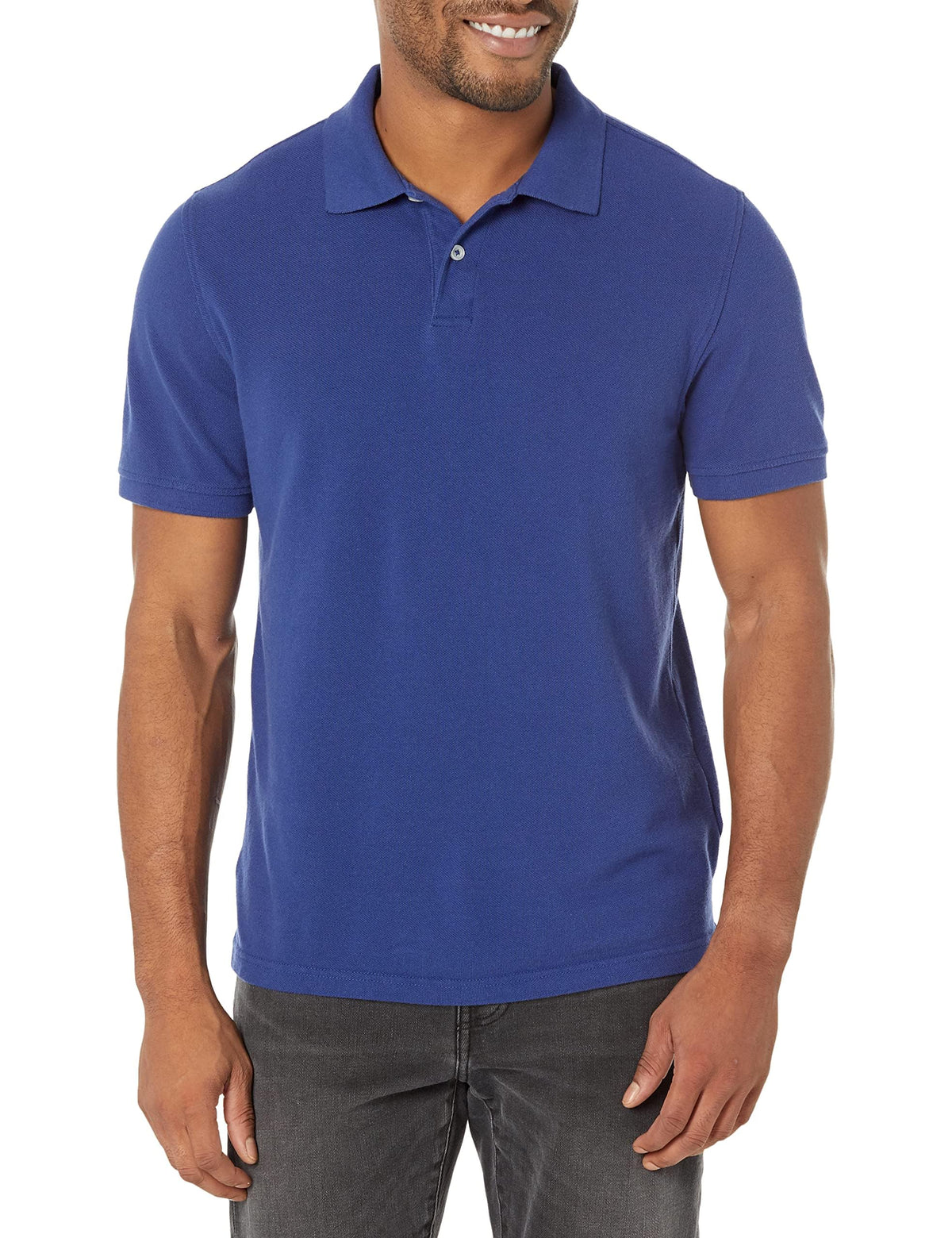 Amazon Essentials - Polo de piqué de algodón ajustado para hombre, color azul marino, talla M