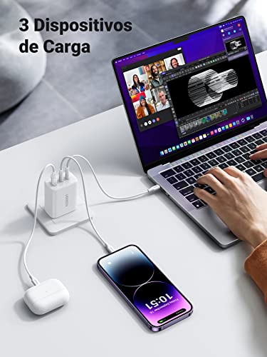 UGREEN 65W Cargador USB C con 3 Puertos, Cargador Carga Rapida Plegable Compatible with MacBook Pro/Air, iPhone 14/14 Pro MAX/iPhone 13/Pro MAX, DELL XPS 13, Steam Deck, Galaxy S22/S21, iPad Pro