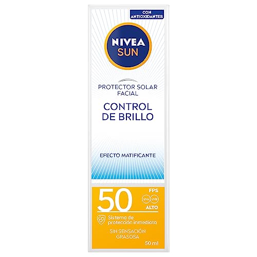 NIVEA SUN Protector Solar Facial Control De Brillo (50 ml), con Efecto Matificante de Larga Duración, Bloqueador solar FPS 50+, no Grasoso para Todo Tipo de Piel