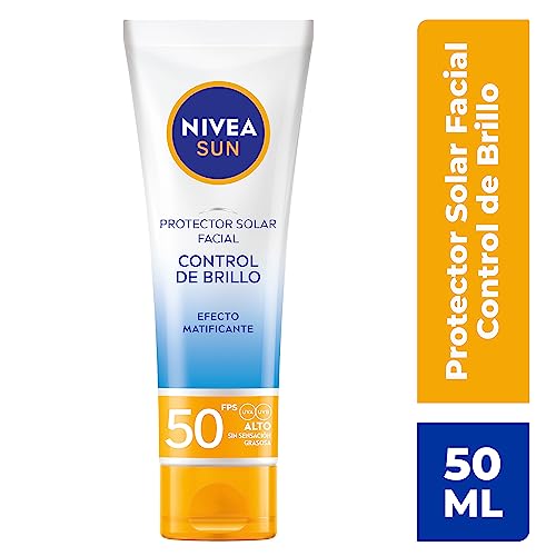 NIVEA SUN Protector Solar Facial Control De Brillo (50 ml), con Efecto Matificante de Larga Duración, Bloqueador solar FPS 50+, no Grasoso para Todo Tipo de Piel