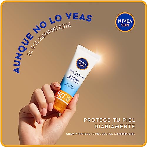 NIVEA SUN Protector Solar Facial Control De Brillo (50 ml), con Efecto Matificante de Larga Duración, Bloqueador solar FPS 50+, no Grasoso para Todo Tipo de Piel